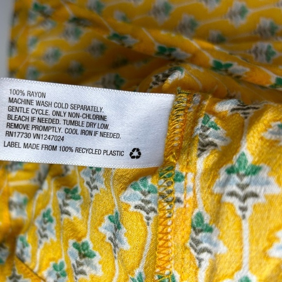 Rhode By Target Women’s XXL Blouse Ditsy floral Wrap Crop Top - Picture 7 of 10